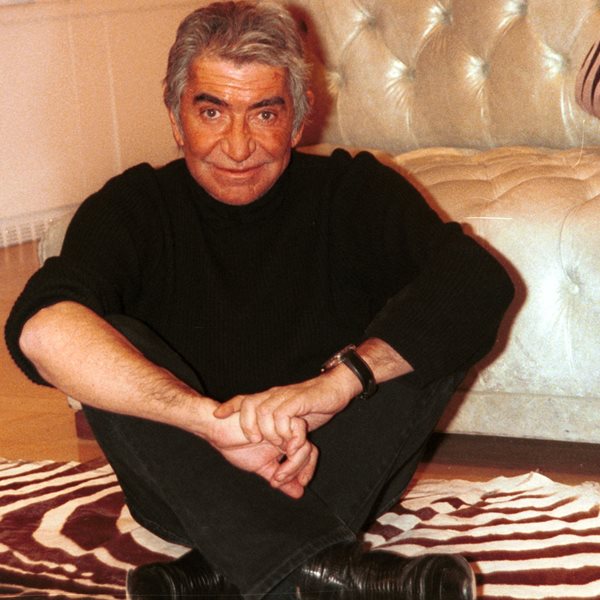 H συναρπαστική ζωή του Roberto Cavalli που ήθελε μόνο να κάνει τις γυναίκες να δείχνουν όμορφες