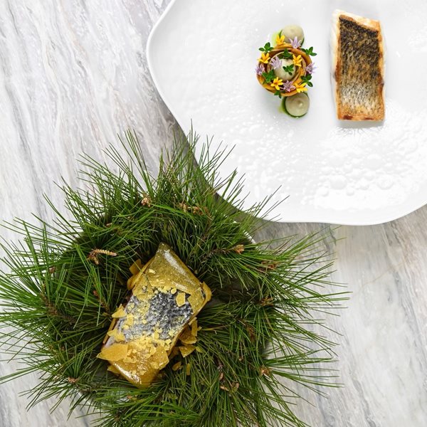 Στο πεντανόστιμο Pelagos του Luca Piscazzi