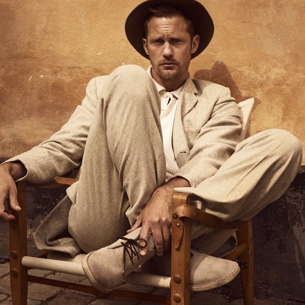 Ο οδηγός του Alexander Skarsgård για τις μπότες της σεζόν