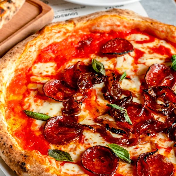 Στη Νέα Φιλαδέλφεια για μία από τις καλύτερες πίτσες της Αθήνας