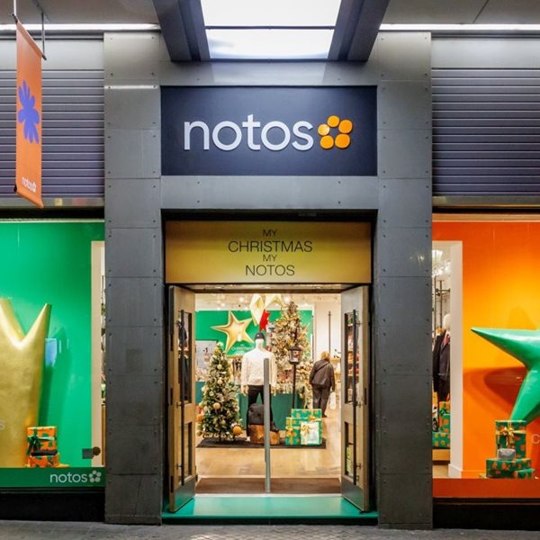 Tα ανανεωμένα πολυκαταστήματα notos γιορτάζουν την πιο λαμπερή εποχή του χρόνου