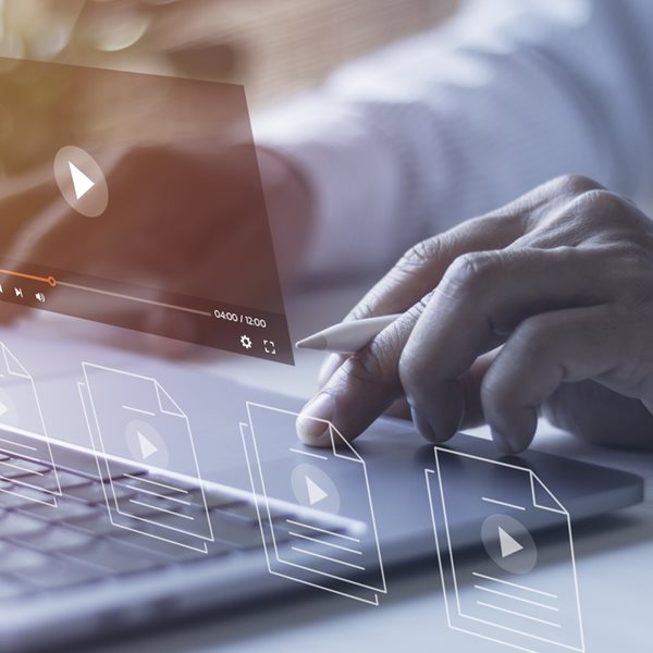 Αυτή η νέα λειτουργία του YouTube έρχεται απευθείας από το μέλλον