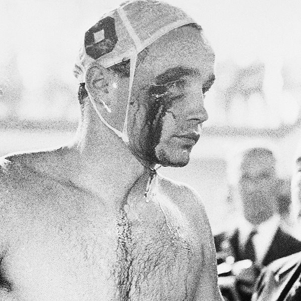 Ο πιο άγριος αγώνας όλων των εποχών