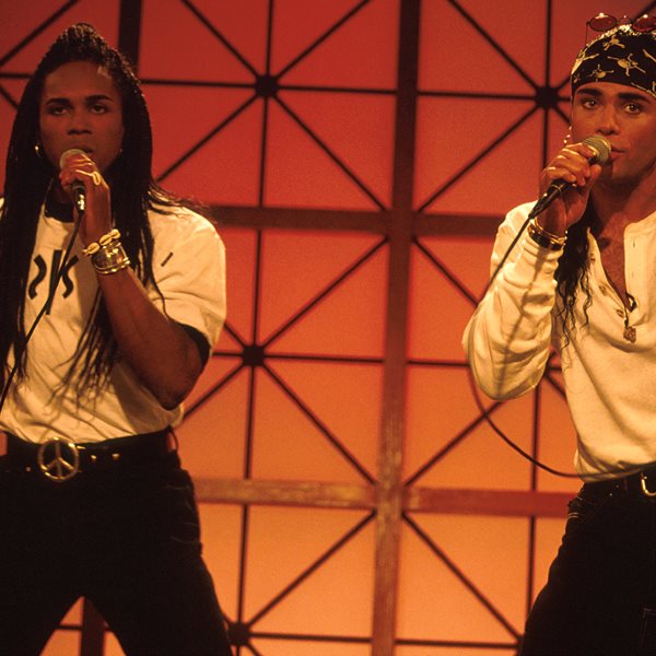 Οι Milli Vanilli και το μεγαλύτερο σκάνδαλο στη μουσική βιομηχανία
