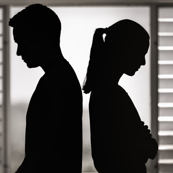 Αν παντρευτείς σε αυτήν την ηλικία, είναι αρκετά πιθανό ότι θα χωρίσεις