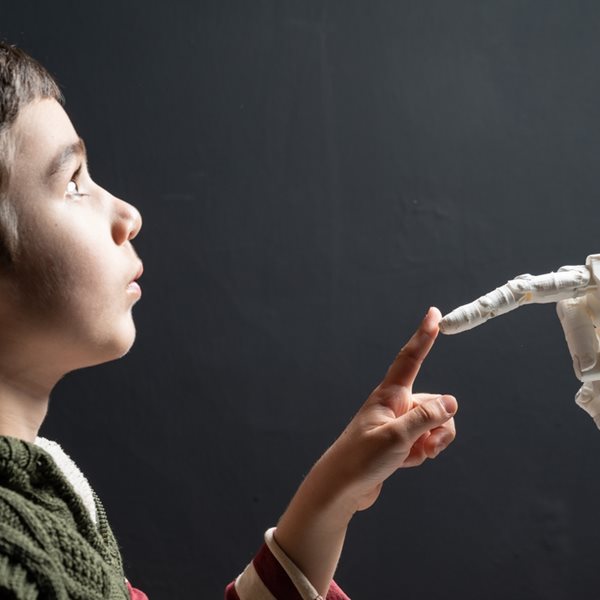 Γιατί η χρήση AI δεν είναι ακόμη ασφαλής για τα παιδιά