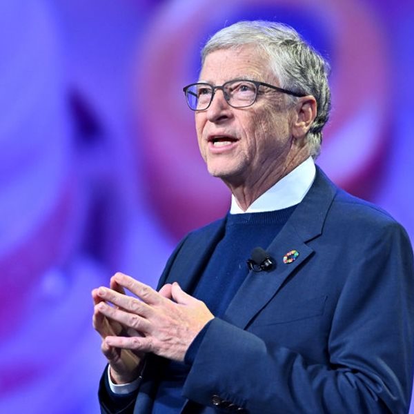 Πού να επενδύσεις για το 2025, σύμφωνα με τον Bill Gates