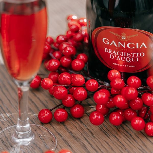Mία γλυκιά νότα για τις γιορτές με το Gancia Brachetto D’Acqui