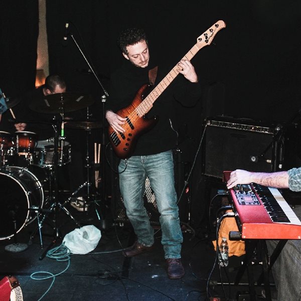 Το νέο single των Citizen Jim είναι ένα νέο μουσικό και εννοιολογικό κεφάλαιο για το συγκρότημα