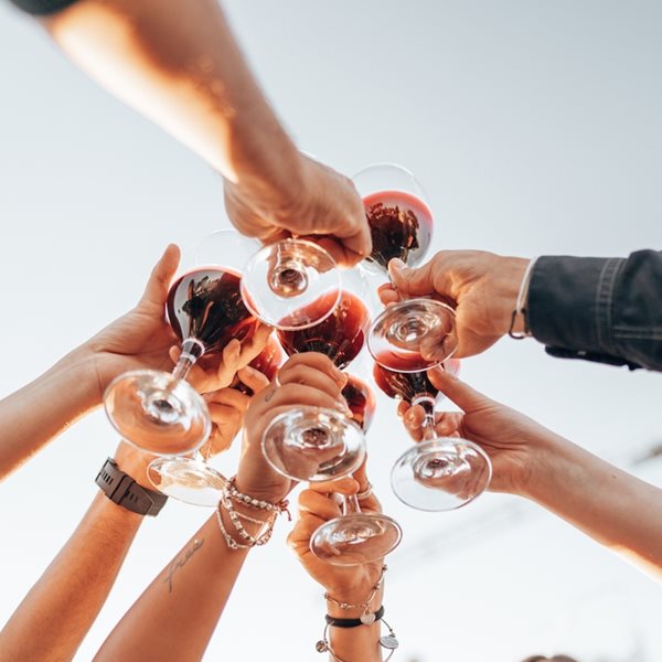 Τα σωστά κρασιά για τη Σαρακοστή