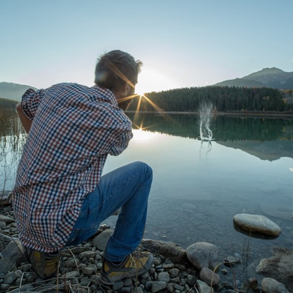 Κάποιος αποφάσισε να κλέψει σε πρωτάθλημα γκελ βότσαλου στο νερό