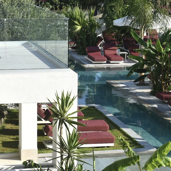 Emar Corfu: Ένας αναπάντεχος τροπικός παράδεισος στην Κέρκυρα