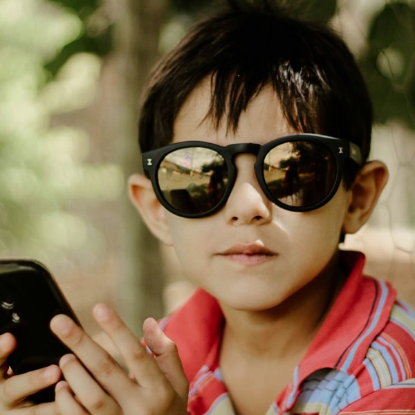 Πόσο ασχολούνται με την τεχνητή νοημοσύνη τα παιδιά στην Ελλάδα