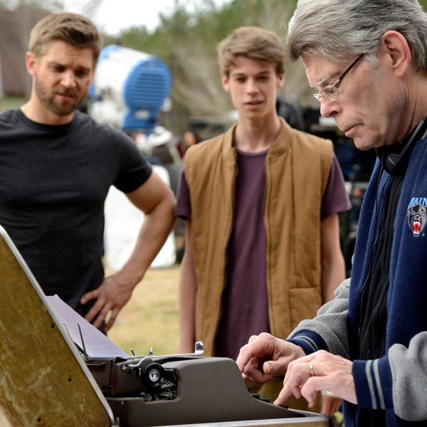 To "Κοράκι" του Stephen King έρχεται στη μικρή οθόνη