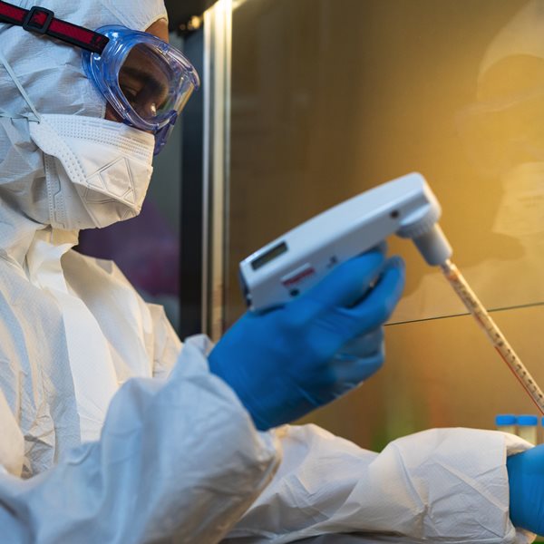 Τον Οκτώβριο θα είναι έτοιμο το εμβόλιο, σύμφωνα με Ελβετούς επιστήμονες