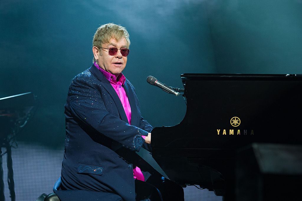 Ο Elton John είναι 30 χρόνια "καθαρός"