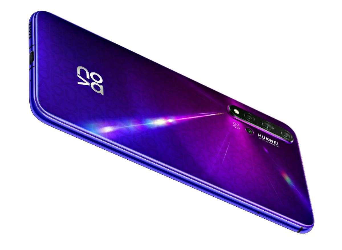 3 hot smartphones και 2 δώρα για τα Χριστούγεννα