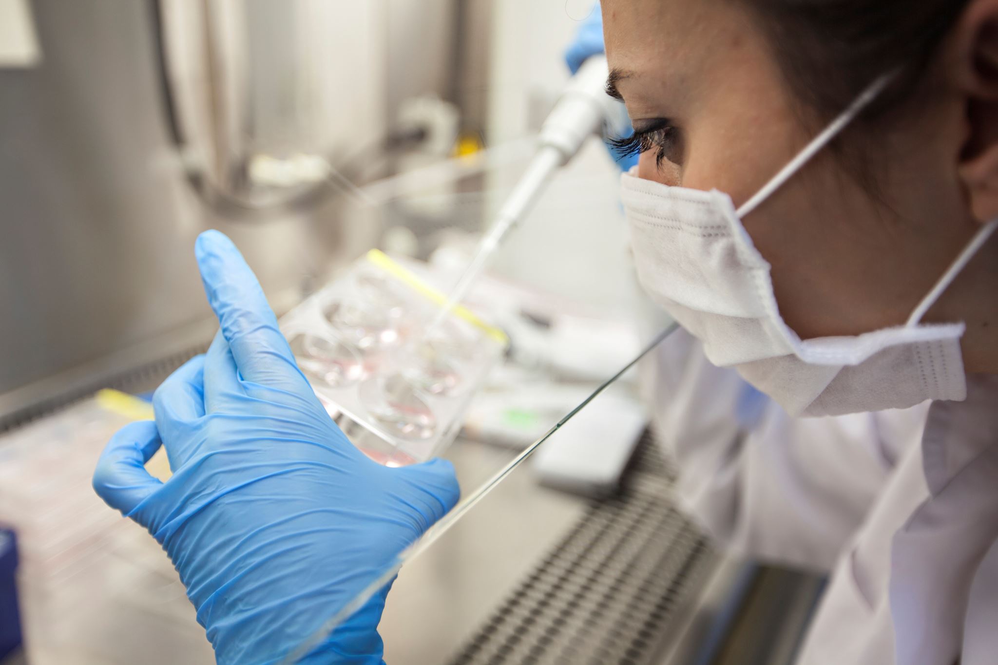 Coronavir, το πρώτο αντιικό φάρμακο κατά της Covid -19