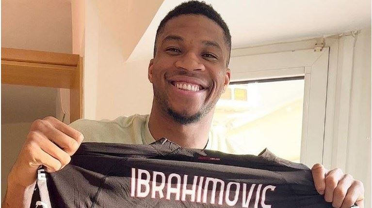Και ξαφνικά ο Αντετοκούνμπο έλαβε τη φανέλα του Ibrahimovic