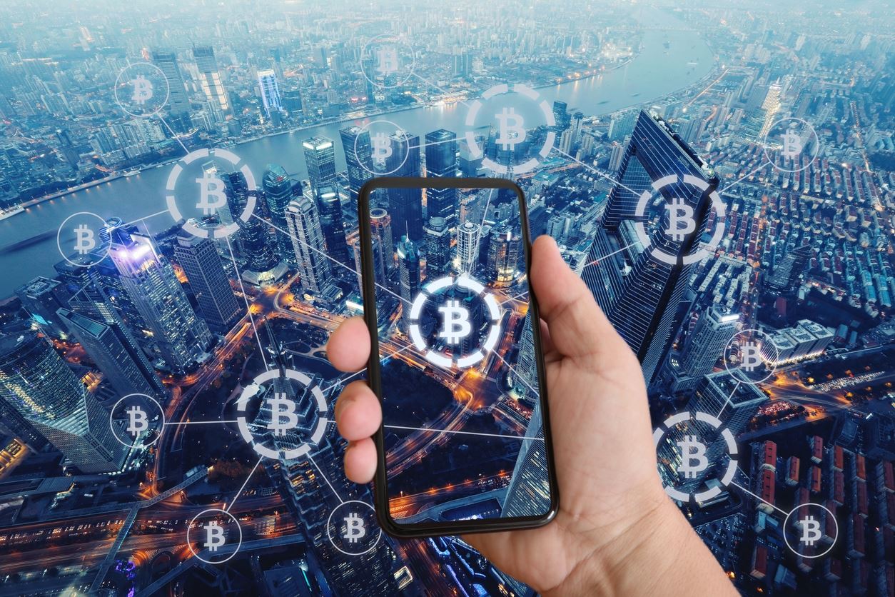 Ποιος είναι o CEO των Crypto και γιατί κινδυνεύει με δίωξη για απάτη;