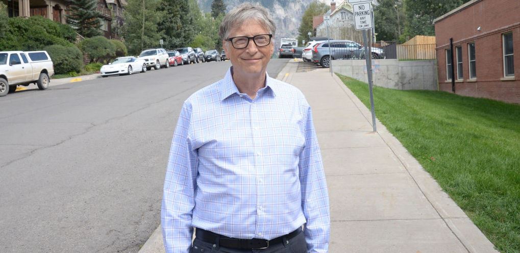 O νέος χρησμός του Bill Gates για την πανδημία