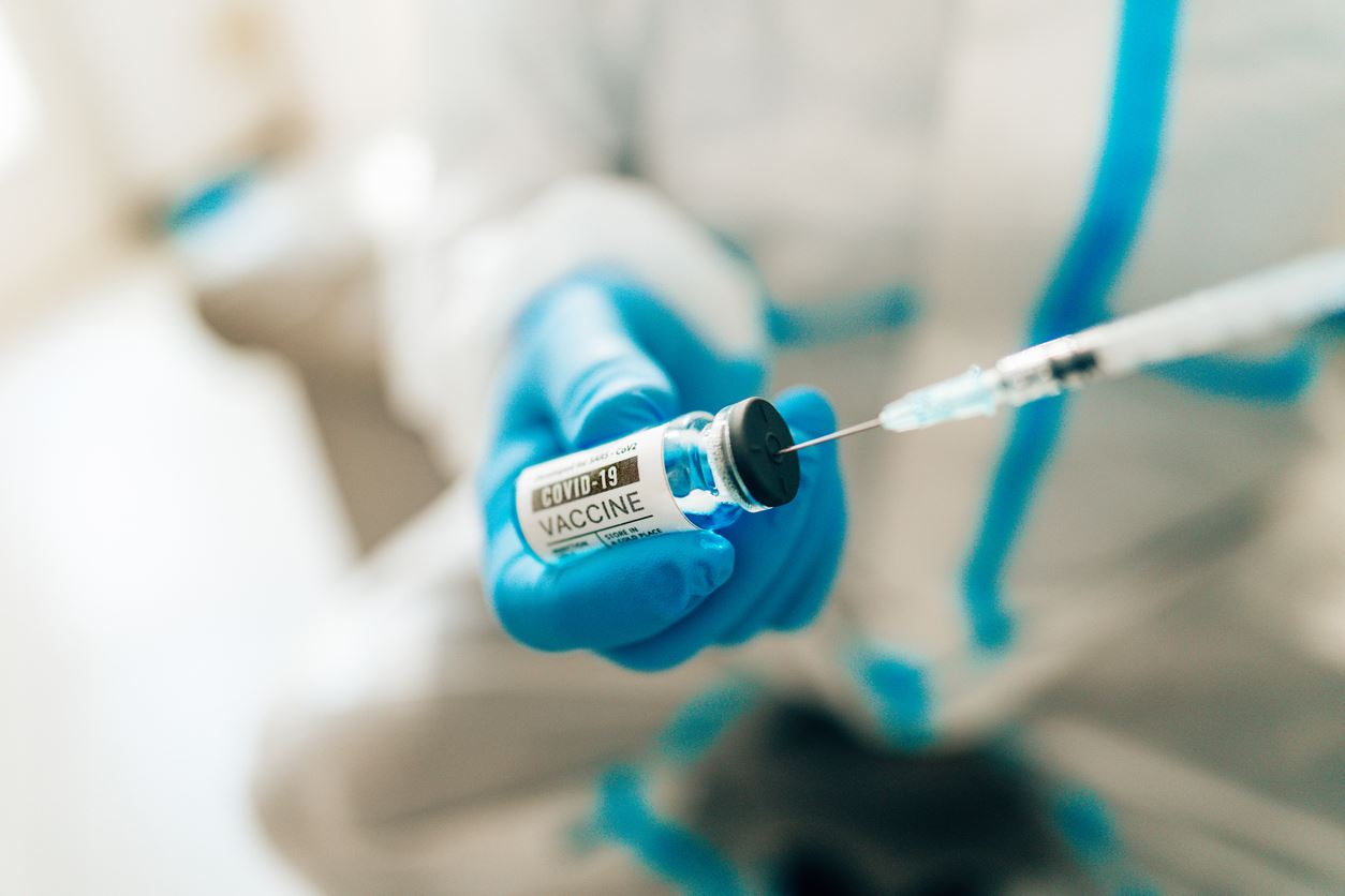 Η τρίτη δόση των εμβολίων και τα αντισώματα που παράγονται