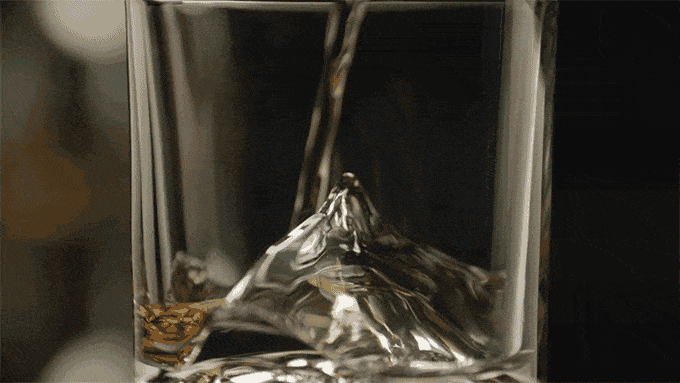 Ίσως το whisky glass της χρονιάς