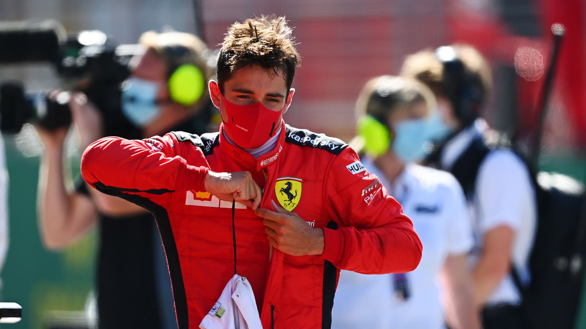 Εκκίνηση με χάος για την Formula 1