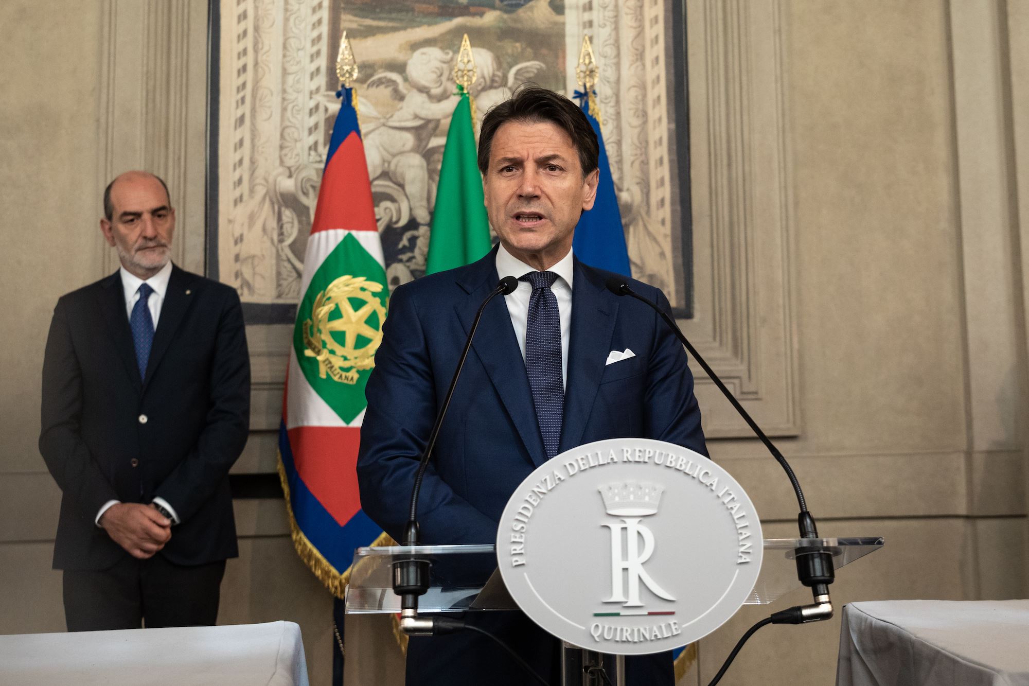 Η Ιταλία υποφέρει για ακόμα μία φορά από πολιτικές ίντριγκες