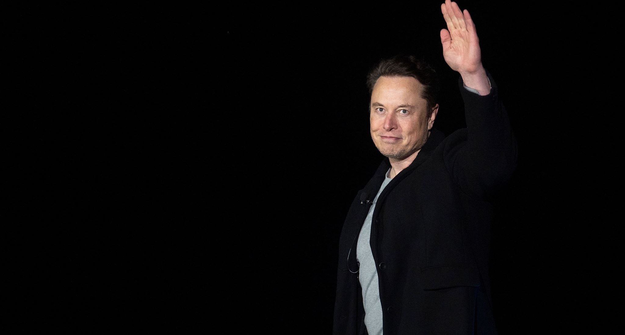 Ο Elon Musk απειλεί ότι θα ακυρώσει την εξαγορά του Twitter