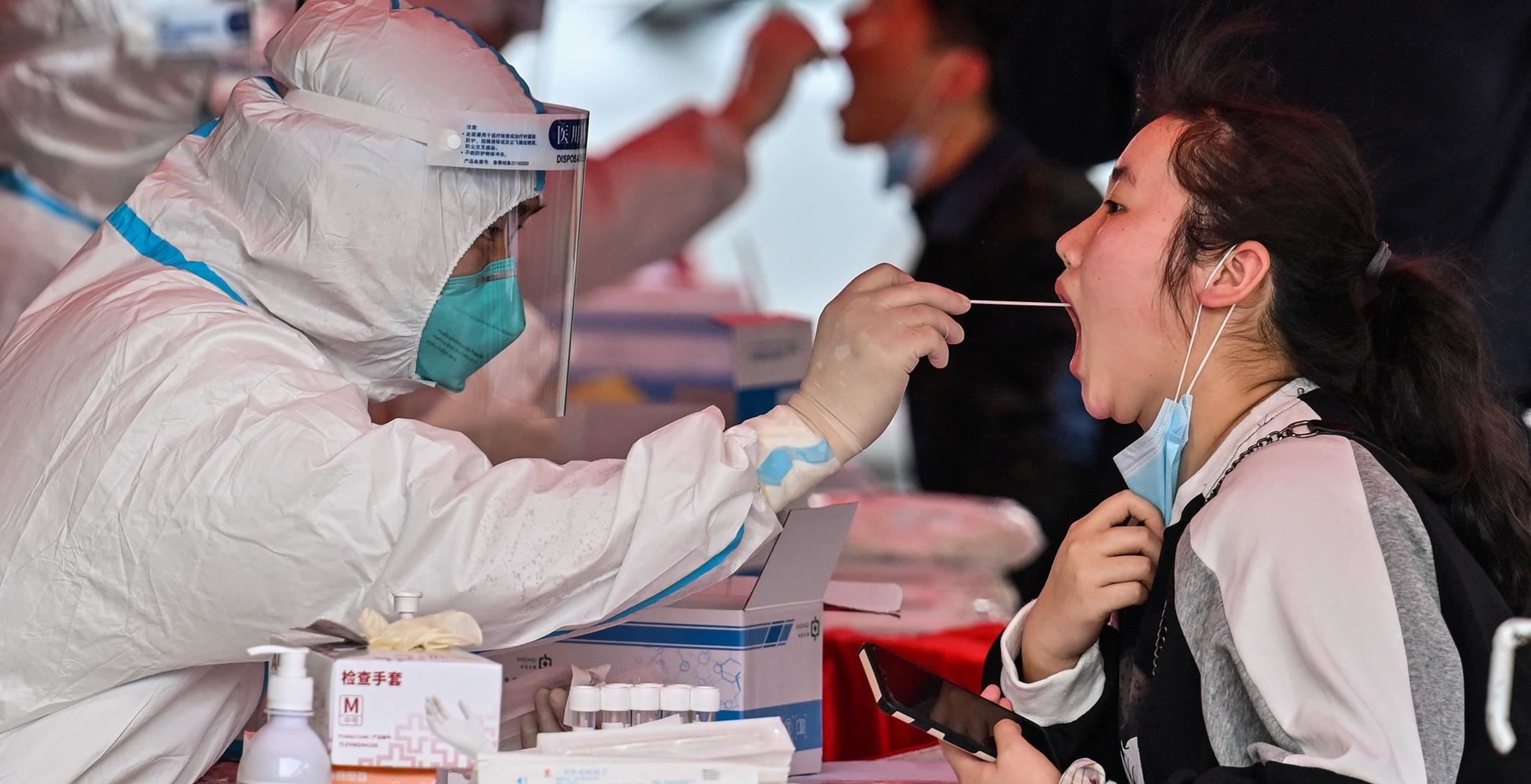 Μερικές απαντήσεις για το σκληρό lockdown στη Σαγκάη