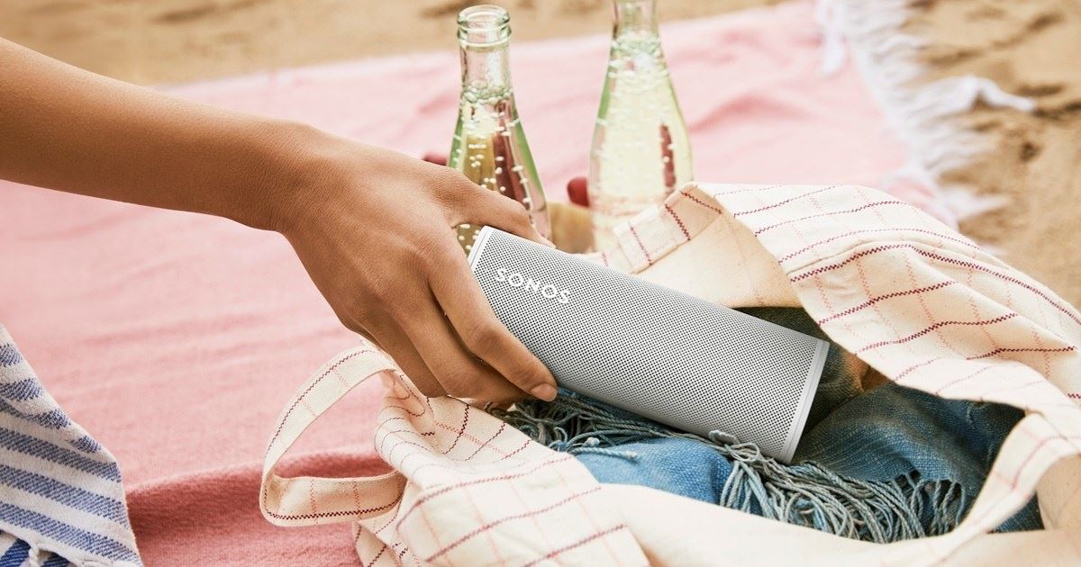 Τα πανίσχυρα φορητά ηχεία που δεν θα αποχωρίζεσαι αυτό το καλοκαίρι