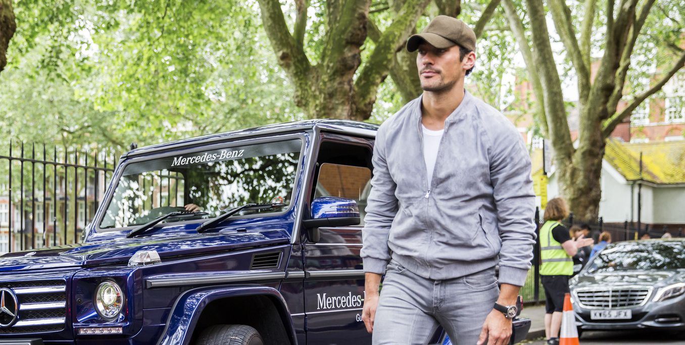 Συνδυάζοντας το baseball cap με smart casual looks