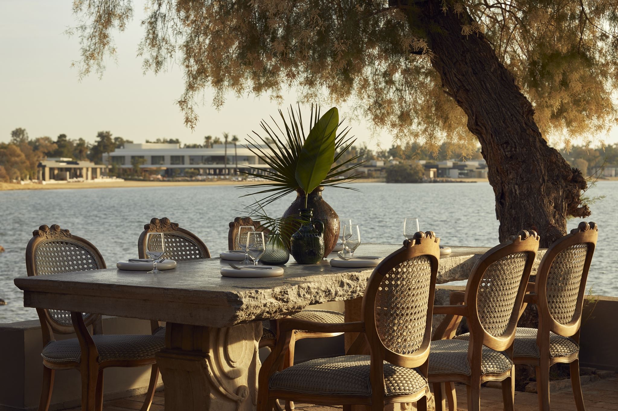 Στα Αστέρια Γλυφάδας, για αυθεντικές ελληνικές γεύσεις δίπλα από τη θάλασσα