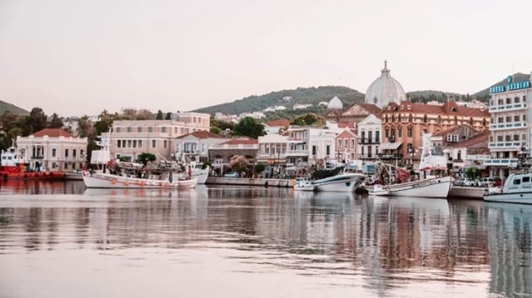 Τα πολλά και συναρπαστικά πρόσωπα της Λέσβου