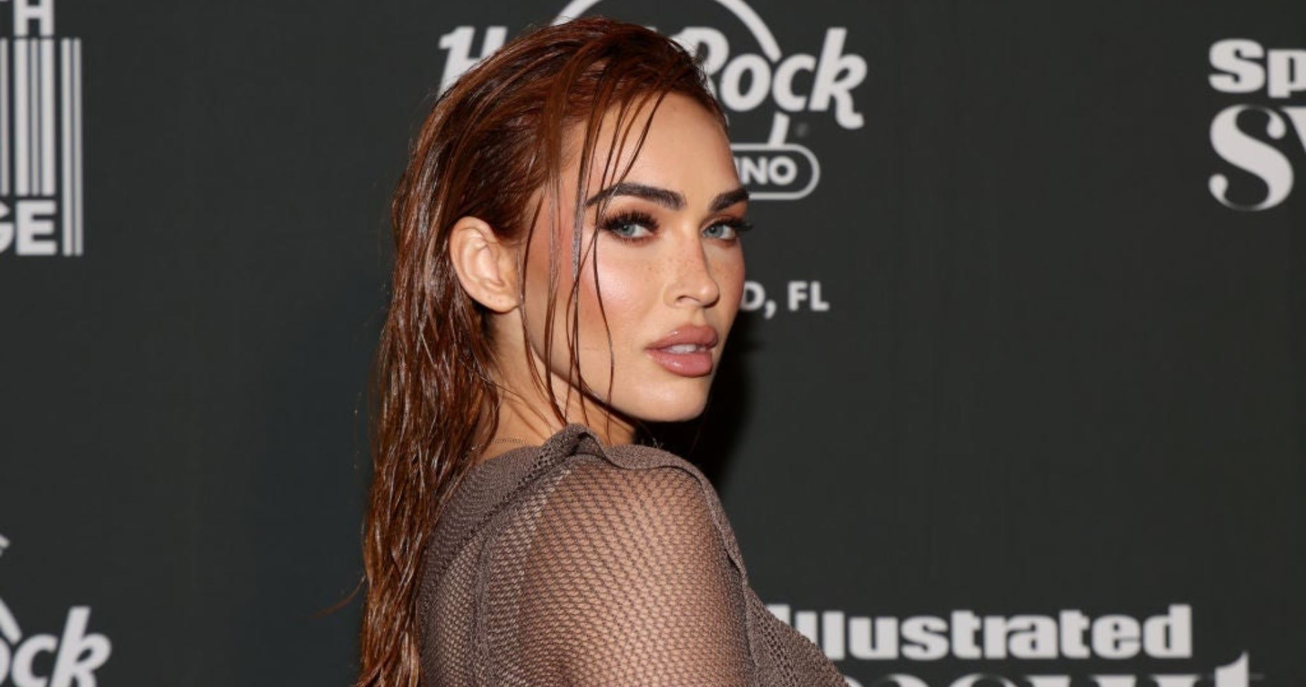 Η Megan Fox θα 'κάψει' κόσμο με το νέο της βιβλίο