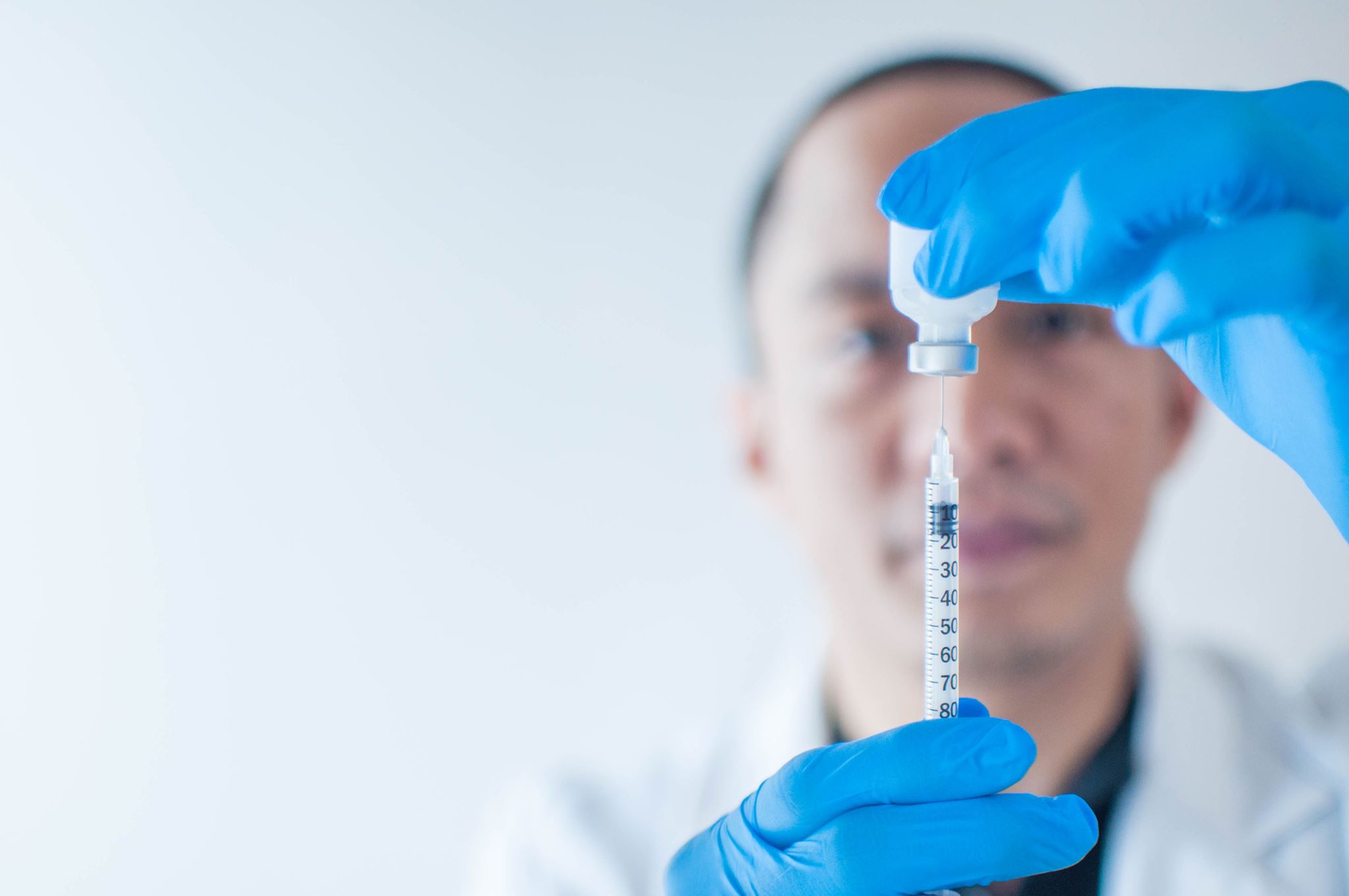 Μπορεί το εμβόλιο της γρίπης να ενισχύσει την ανοσία στον κορονοϊό;