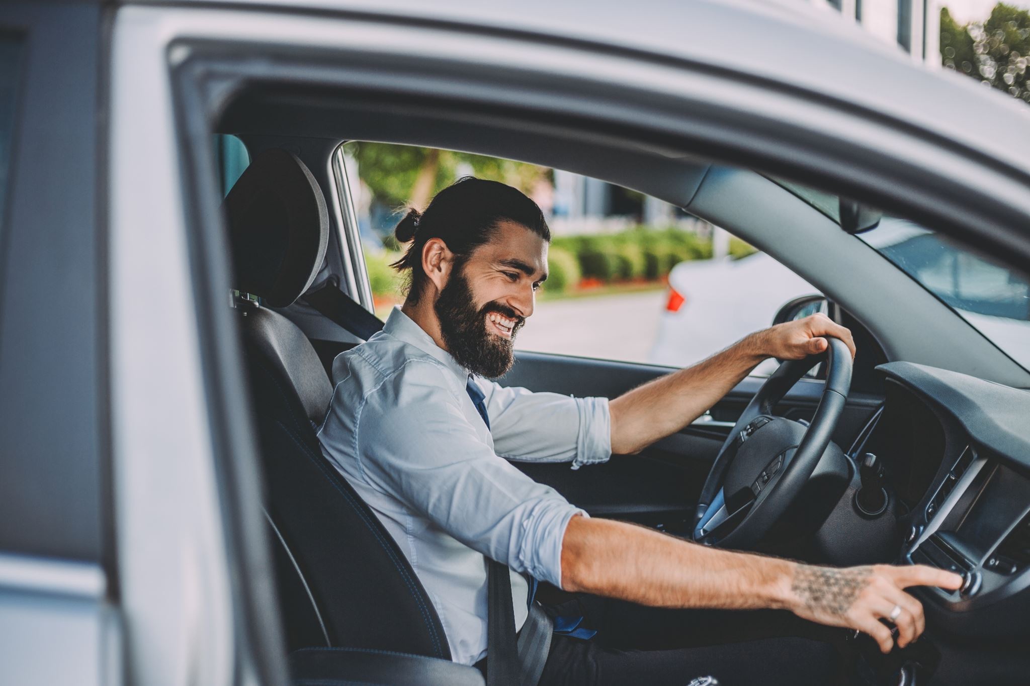 Οι νέοι σήμερα δεν ενδιαφέρονται για την οδήγηση. Αλλά γιατί;