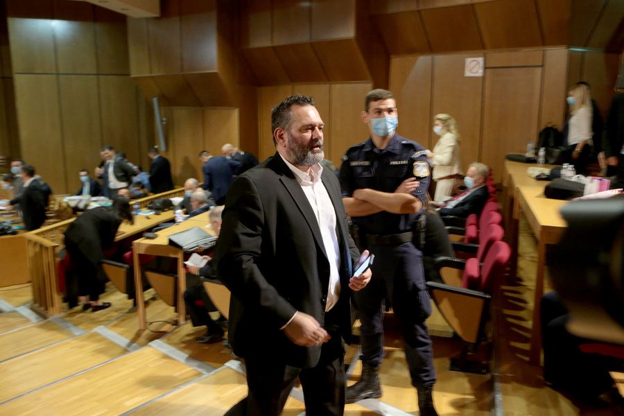 Οι συλλήψεις και οι μεταγωγές των μελών της Χρυσής Αυγής στη φυλακή