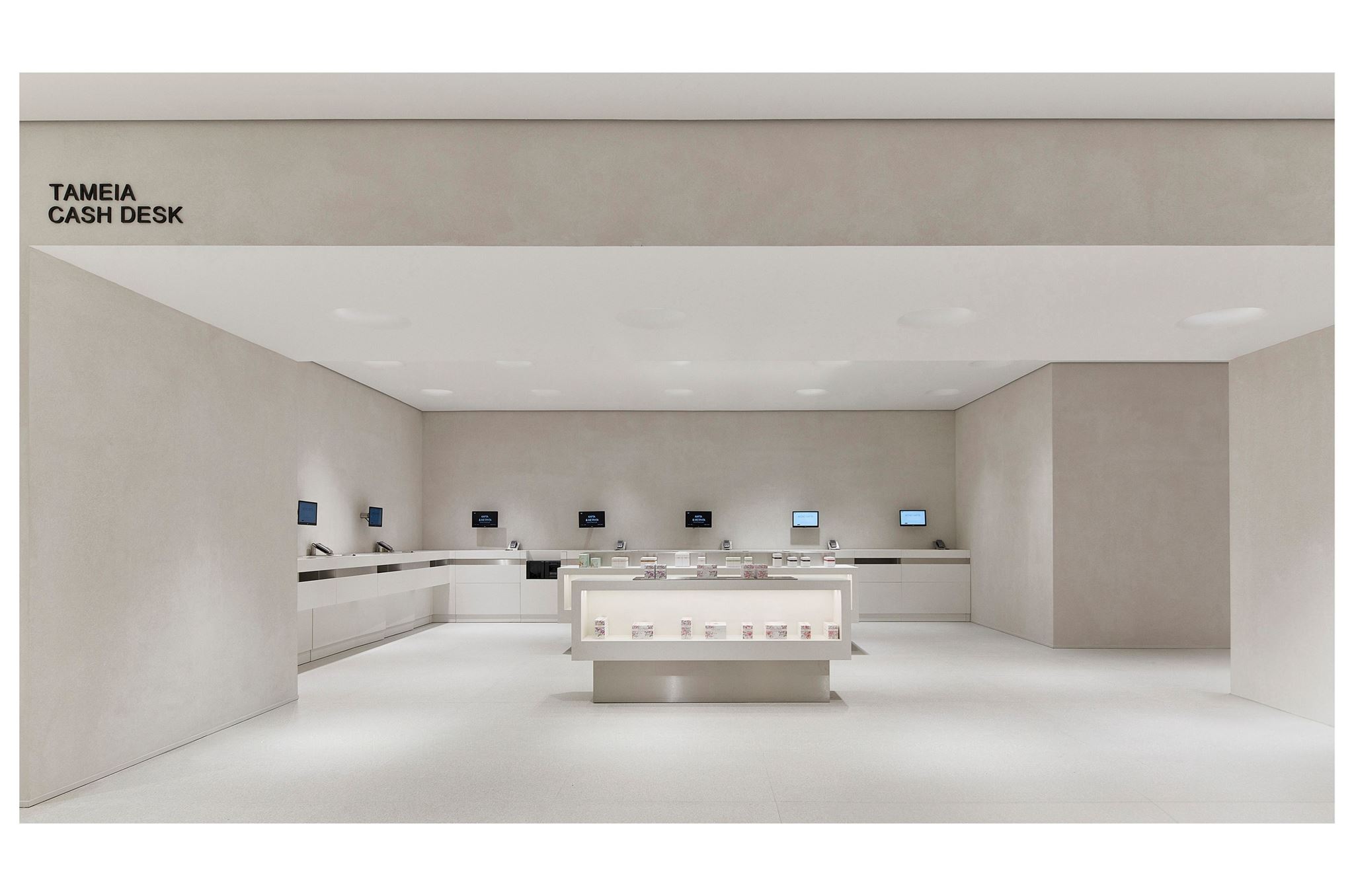 To νέο Zara Flagship Store μόλις άνοιξε στον Πύργο Πειραιά