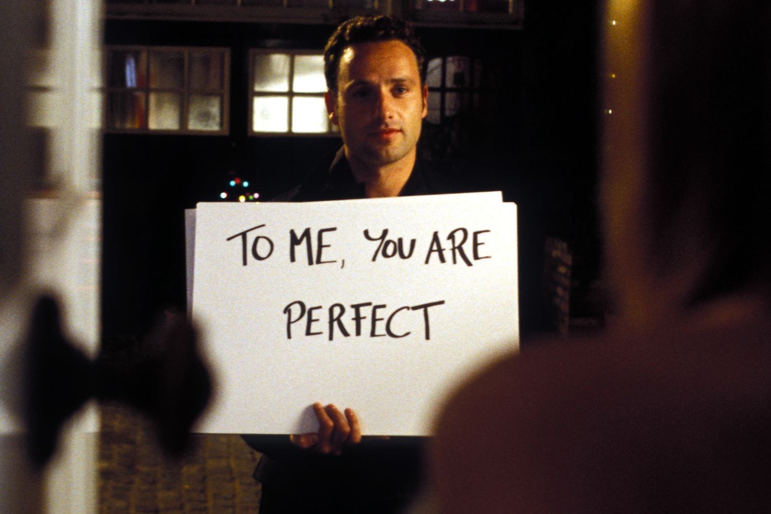 Το Love Actually σε δωρεάν ανοιχτή προβολή στο κέντρο της Αθήνας, επειδή... γιατί όχι