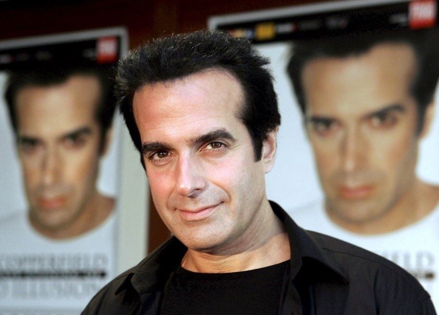 16 γυναίκες καταγγέλουν τον David Copperfield για σεξουαλική παρενόχληση
