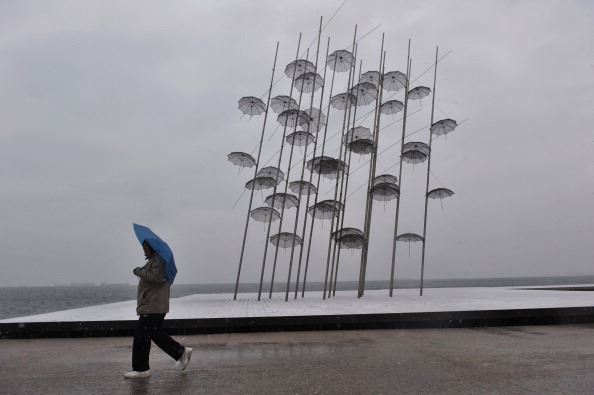 Μειώθηκε κατά 50% το ιικό φορτίο στη Θεσσαλονίκη