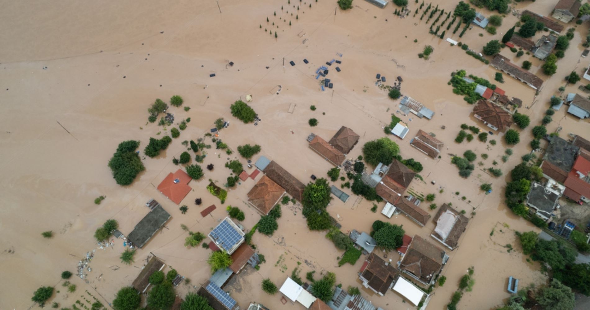 Τραγικές εικόνες από τη θεομηνία στη Θεσσαλία