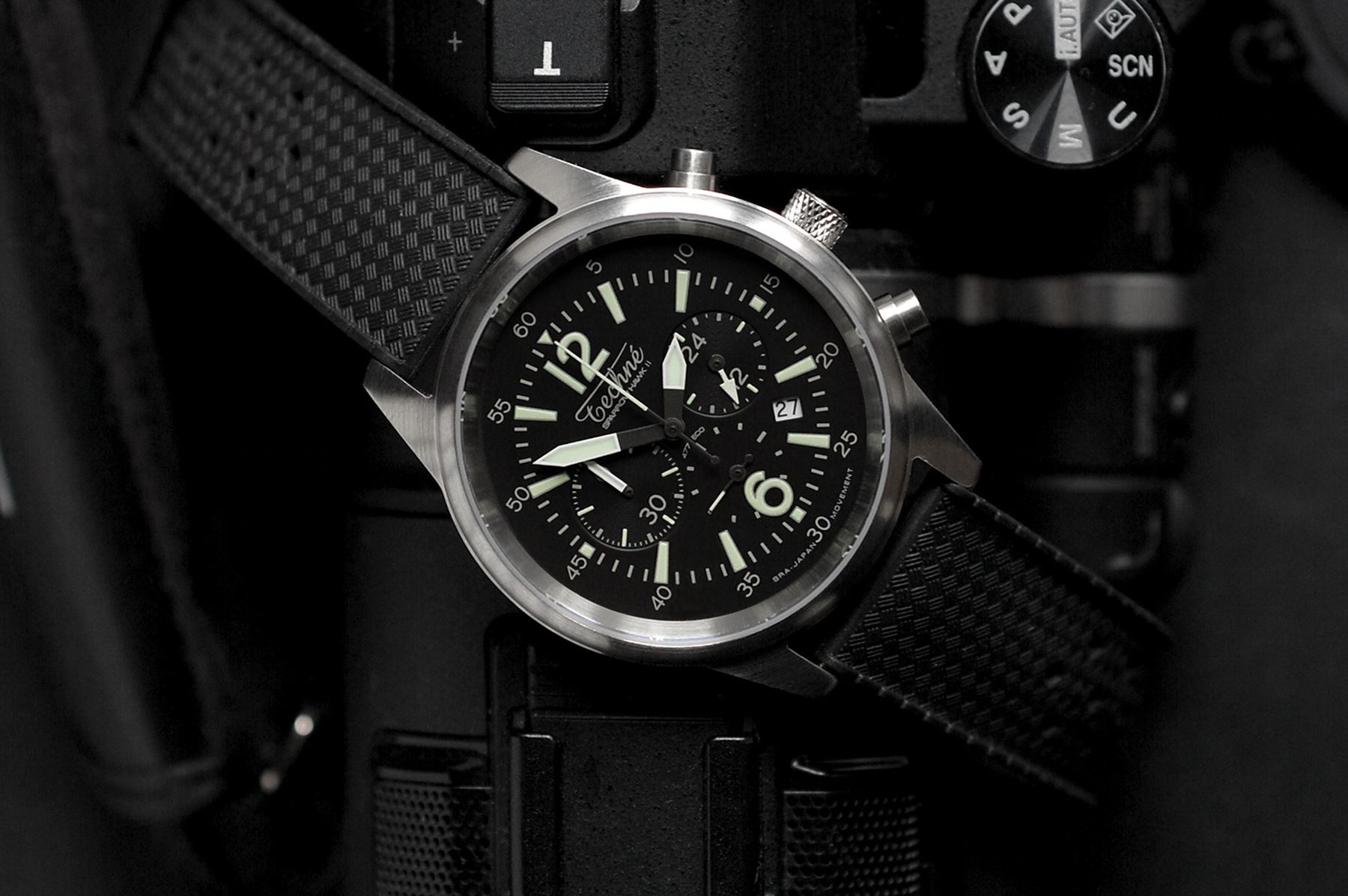 Τα πιο εντυπωσιακά μαύρα αντρικά ρολόγια