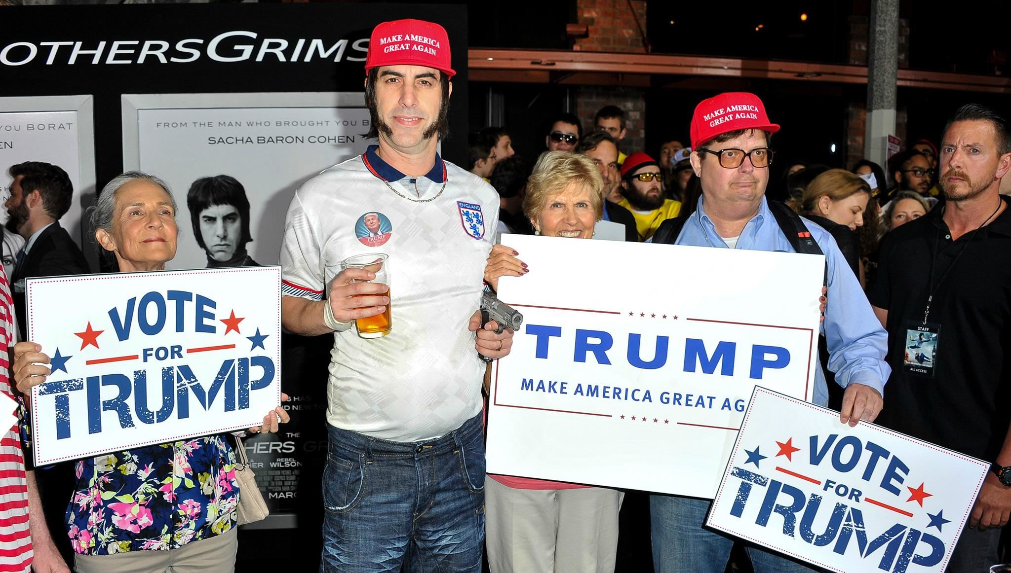 O Sacha Baron Cohen άφησε υπονοούμενα πώς ετοιμάζει ταινία για τον Trump