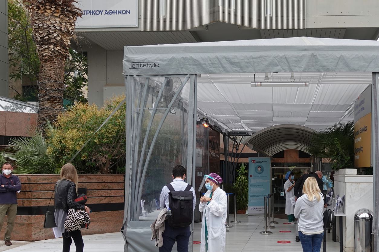 Η νέα έξαρση του κορονοϊού και η δραματική κατάσταση στα νοσοκομεία