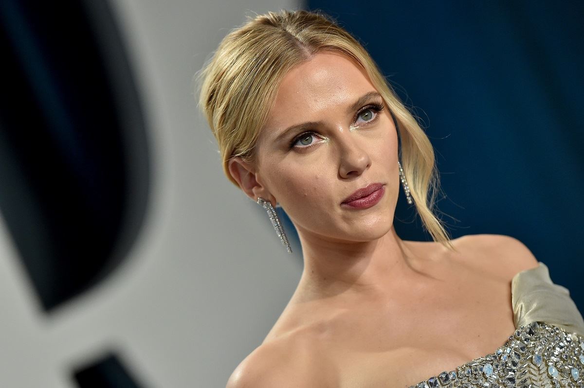 Η Scarlet Johansson και ο πρωταγωνιστής της Marvel που θα επέλεγε για babysitter