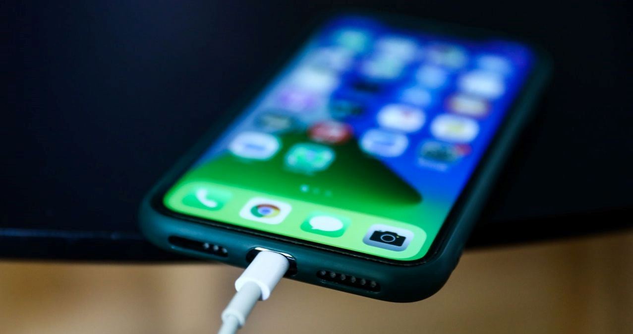 Ίσως το iPhone 15 να φέρει την επανάσταση