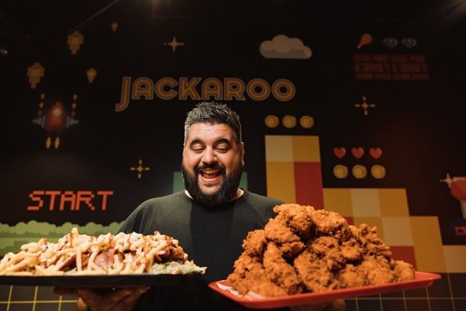 Jackaroo, το τηγανητό κοτόπουλο που σπάει παγκόσμια ρεκόρ στη Wolt